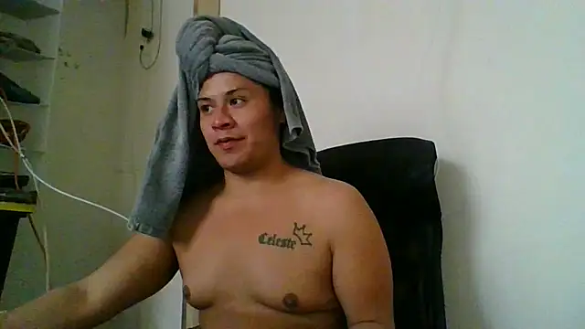 allissonw13 online show from 02/07/26, 03:31