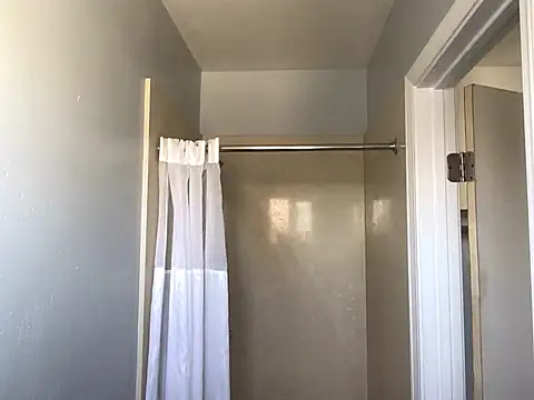 allissonw13 online show from 03/26/26, 04:05