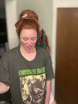 Snapshot of Blaze_Baby chatting on 03/27/26, 02:18 Blaze Baby online show from 03/27/26, 02:18