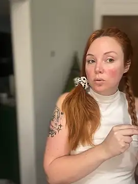 Snapshot of Blaze_Baby chatting on 03/26/26, 02:04 Blaze Baby online show from 03/26/26, 02:04