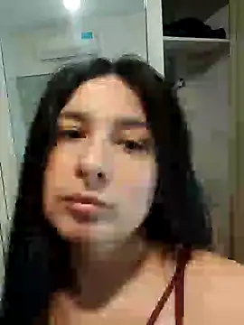 Snapshot of Bigyummmzul chatting on 12/28/24, 12:36 Bigyummmzul online show from 12/28/24, 12:36