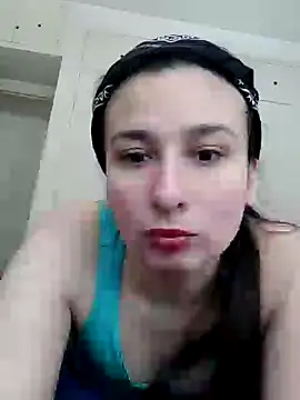 Snapshot of Bigyummmzul chatting on 12/15/24, 06:26 Bigyummmzul online show from 12/15/24, 06:26