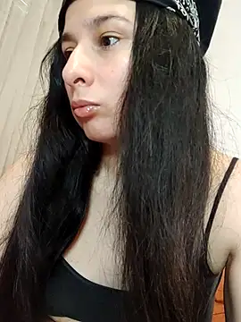 Snapshot of Bigyummmzul chatting on 02/26/25, 04:38 Bigyummmzul online show from 02/26/25, 04:38