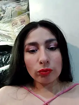 Snapshot of Bigyummmzul chatting on 01/18/26, 03:21 Bigyummmzul online show from 01/18/26, 03:21