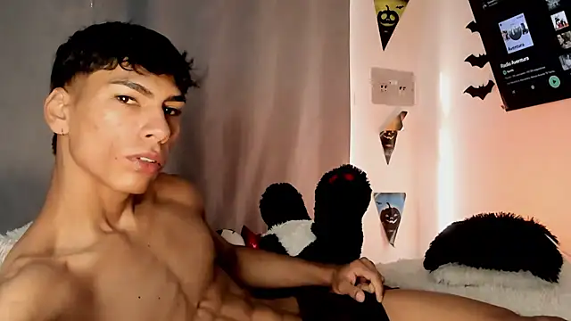 Teo skinny online show from 05/21/26, 01:19