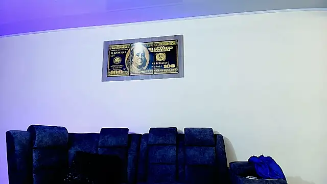 Snapshot of JeremyLowe chatting on 11/19/25, 04:07 JeremyLowe online show from 11/19/25, 04:07