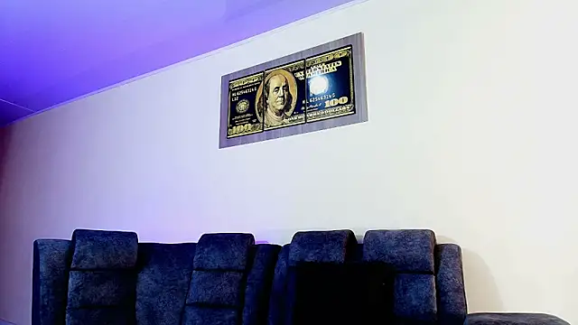 Snapshot of JeremyLowe chatting on 11/20/25, 04:29 JeremyLowe online show from 11/20/25, 04:29