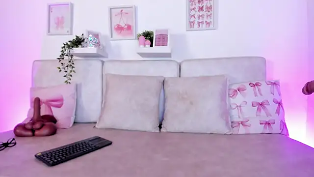 Malka Burning online show from 11/15/25, 07:07