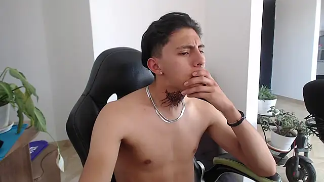 jay dimarco2 online show from 12/03/25, 02:38