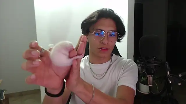 jay dimarco2 online show from 12/21/25, 04:14