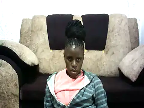 Snapshot of hottgirlval chatting on 12/01/24, 07:30 hottgirlval online show from 12/01/24, 07:30