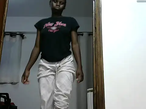 hottgirlval online show from 04/07/26, 03:58