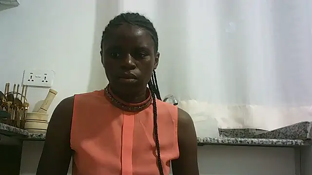 Snapshot of hottgirlval chatting on 09/28/25, 07:43 hottgirlval online show from 09/28/25, 07:43