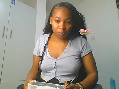 Snapshot of _Becky002 chatting on 06/03/26, 10:27 Becky002 online show from 06/03/26, 10:27