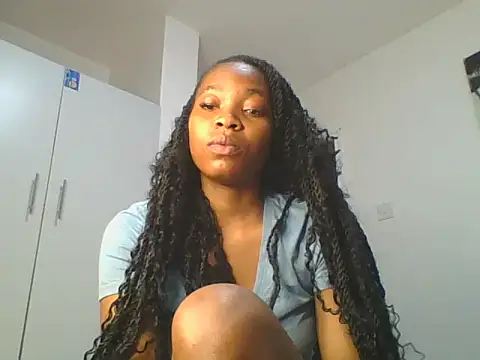 Snapshot of _Becky002 chatting on 06/12/26, 10:46 Becky002 online show from 06/12/26, 10:46