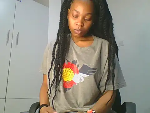 Snapshot of _Becky002 chatting on 07/12/26, 11:22 Becky002 online show from 07/12/26, 11:22