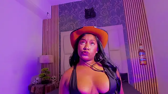 Snapshot of kriixtybrown chatting on 10/27/25, 09:38 kriixtybrown online show from 10/27/25, 09:38