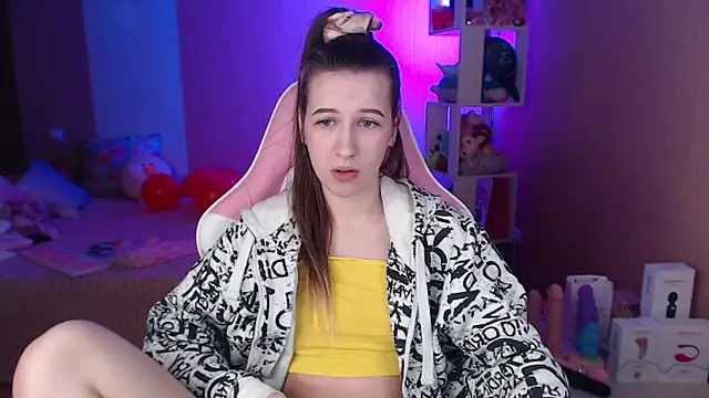 ur kitty   online show from 03/02/25, 12:36