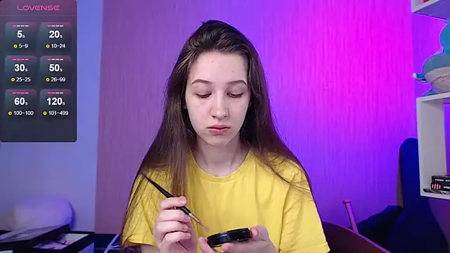 ur kitty   online show from 09/14/25, 11:21