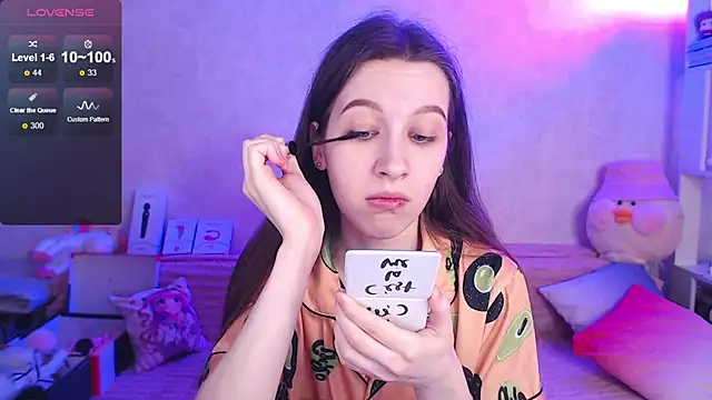 ur kitty   online show from 02/12/26, 05:07