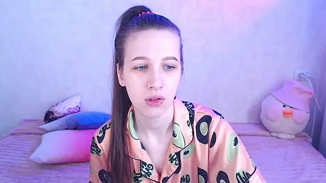 ur kitty   online show from 02/14/26, 05:07