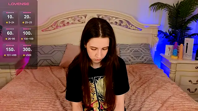 ur kitty   online show from 10/04/25, 01:12