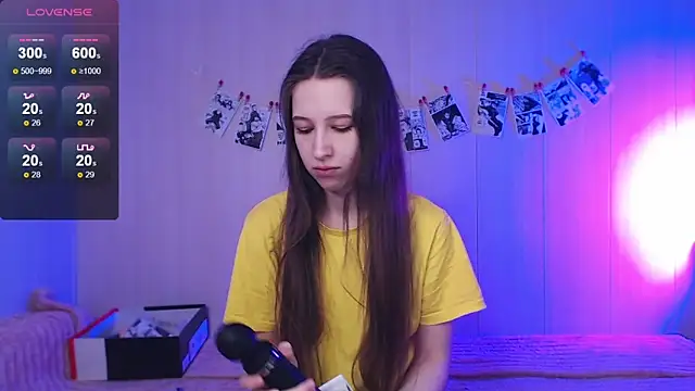 ur kitty   online show from 12/20/25, 11:02