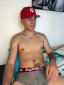 santiago sosa24 online show from 05/08/26, 12:53