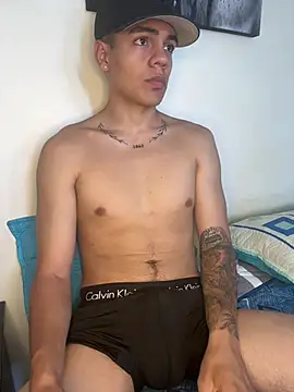 santiago sosa24 online show from 06/19/26, 03:40