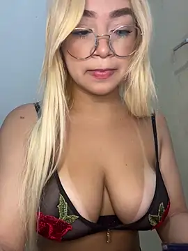 Ninfetinha   online show from 03/01/26, 01:38