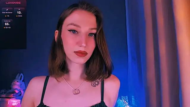 ellaamber online show from 12/15/25, 10:04