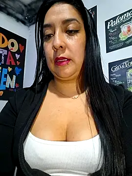 Bella keny online show from 02/13/26, 07:58