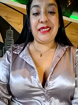 Bella keny online show from 11/15/25, 07:07