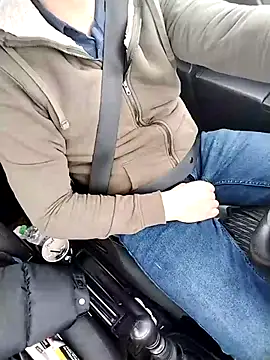 A man in public online show from 01/07/26, 11:26