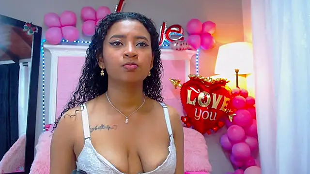 JessyZoe online show from 02/25/25, 01:43