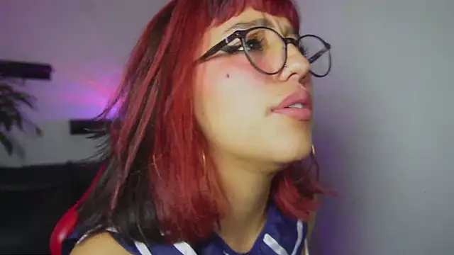 cute hollywood online show from 10/08/25, 12:39