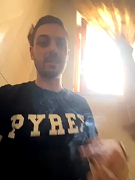 iltoscano95 online show from 10/12/25, 01:45