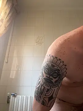 iltoscano95 online show from 09/14/25, 01:22