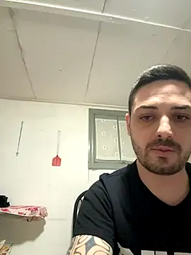 iltoscano95 online show from 10/14/25, 07:25