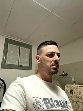 iltoscano95 online show from 09/28/25, 06:26