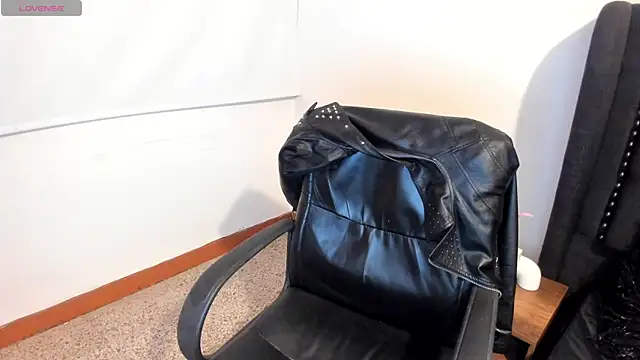 EmaGw online show from 03/16/25, 01:49