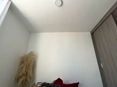 dakota le online show from 06/20/26, 04:01