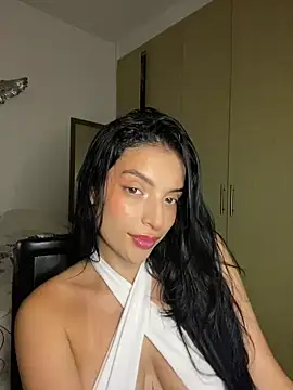 Snapshot of dakota_le chatting on 03/11/25, 11:47 dakota le online show from 03/11/25, 11:47