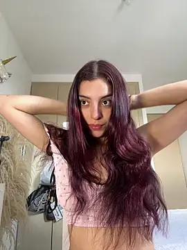 Snapshot of dakota_le chatting on 12/17/25, 03:06 dakota le online show from 12/17/25, 03:06