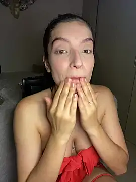 Snapshot of dakota_le chatting on 02/28/25, 04:43 dakota le online show from 02/28/25, 04:43