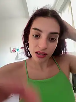 Snapshot of dakota_le chatting on 12/20/25, 09:39 dakota le online show from 12/20/25, 09:39