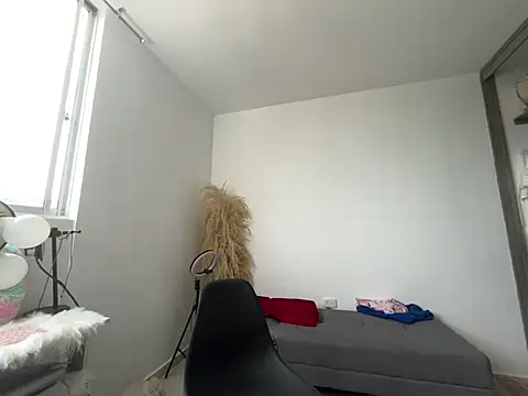 dakota le online show from 06/04/26, 02:55