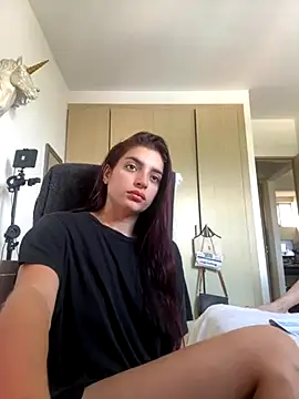 Snapshot of dakota_le chatting on 11/27/25, 01:00 dakota le online show from 11/27/25, 01:00