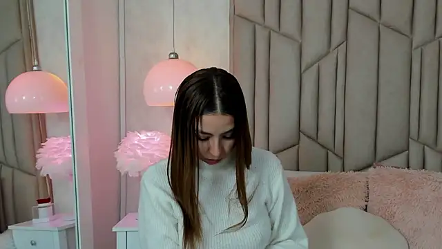 Snapshot of AudreyElla chatting on 01/27/25, 12:33 AudreyElla online show from 01/27/25, 12:33