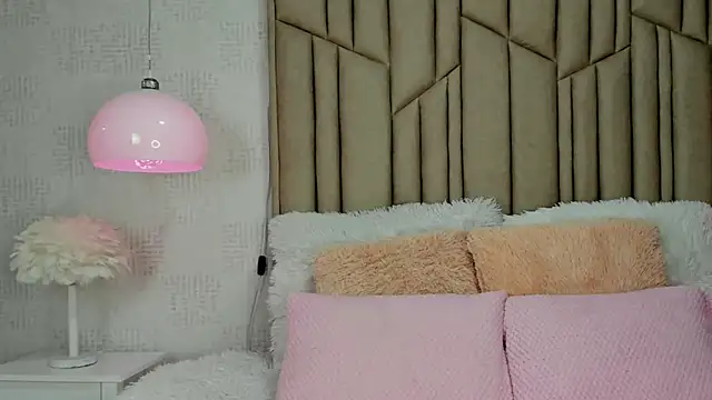 AudreyElla online show from 03/17/26, 04:37